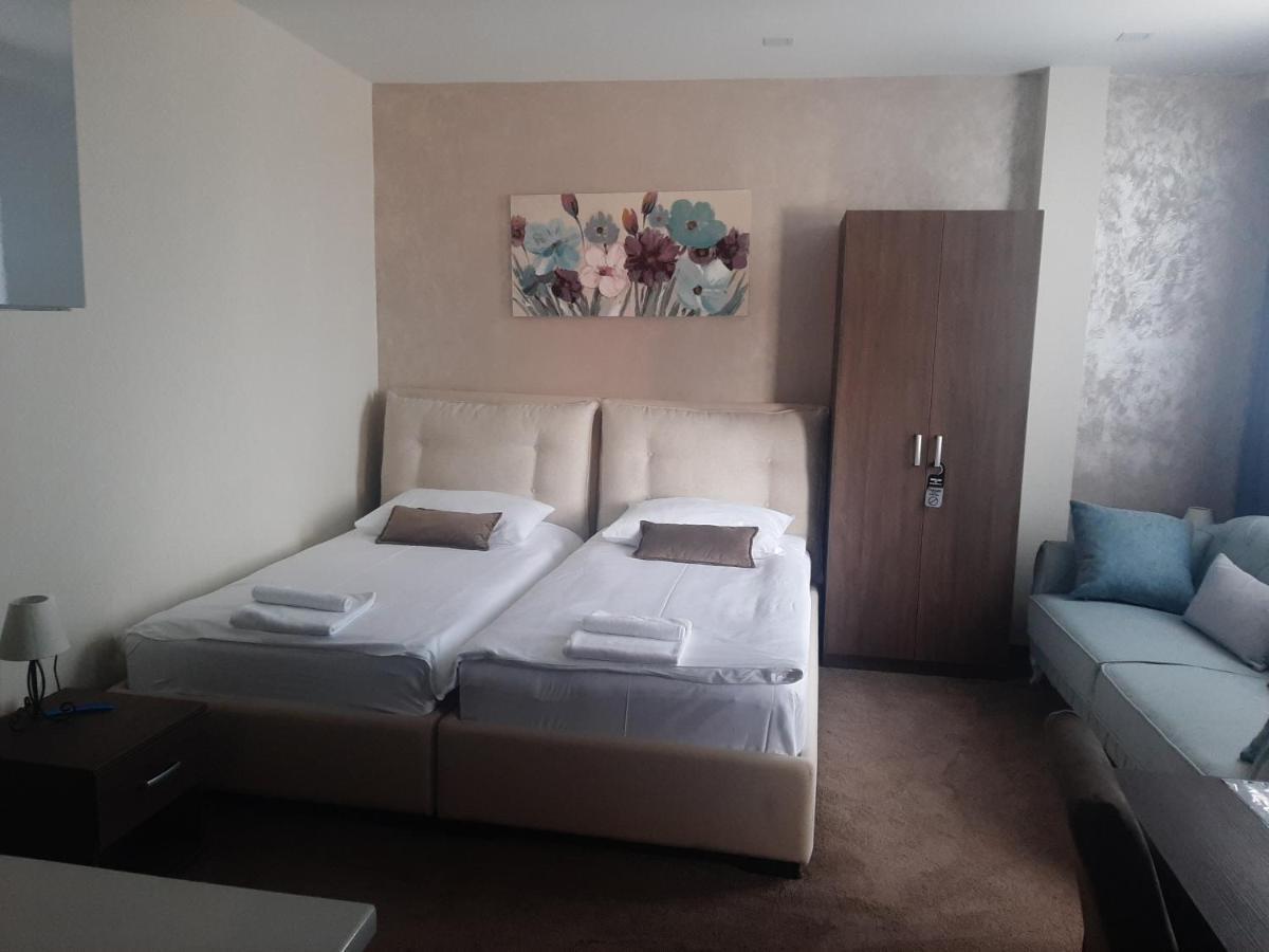 Hotel Usce Šabac Esterno foto