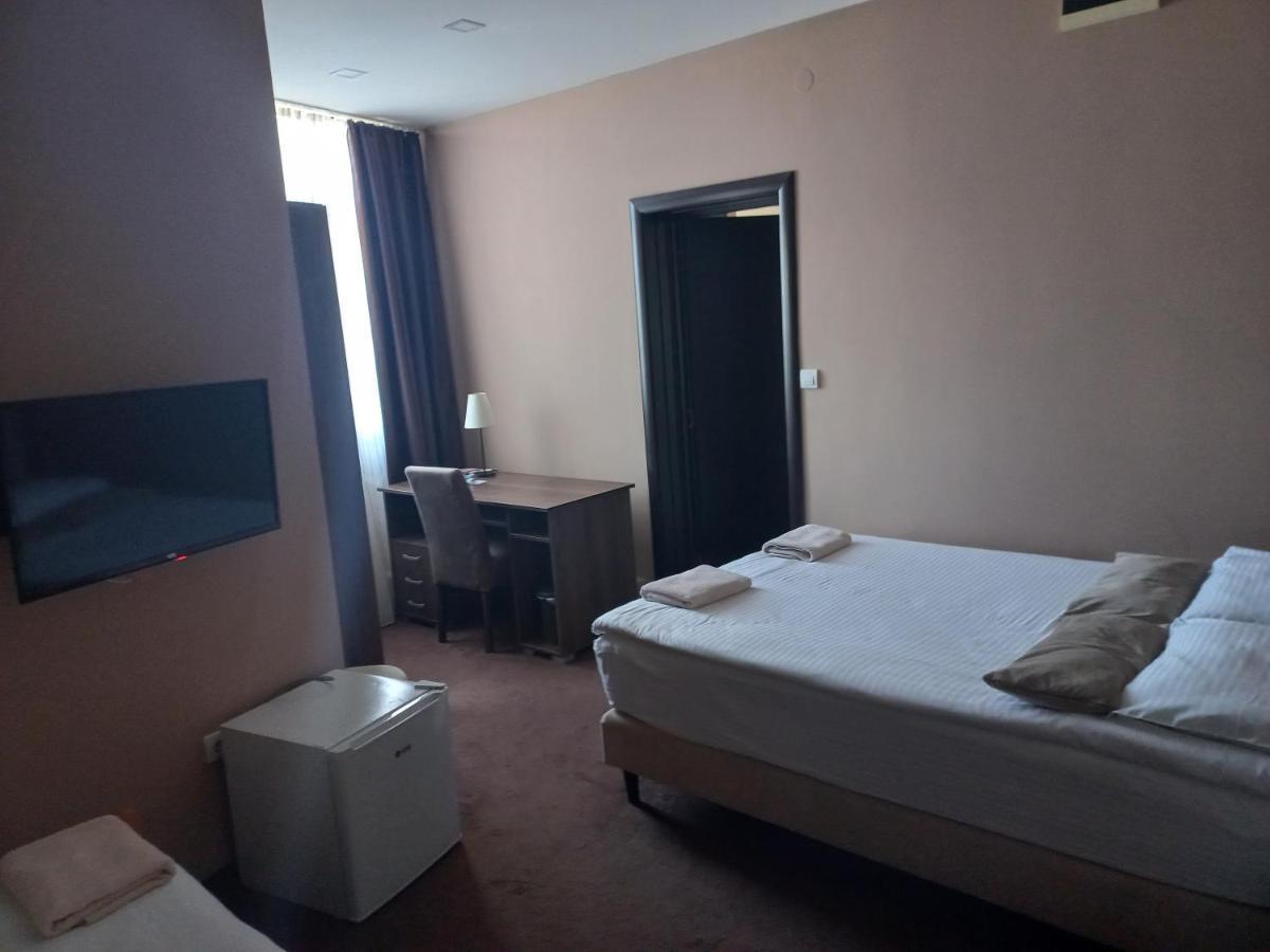 Hotel Usce Šabac Esterno foto