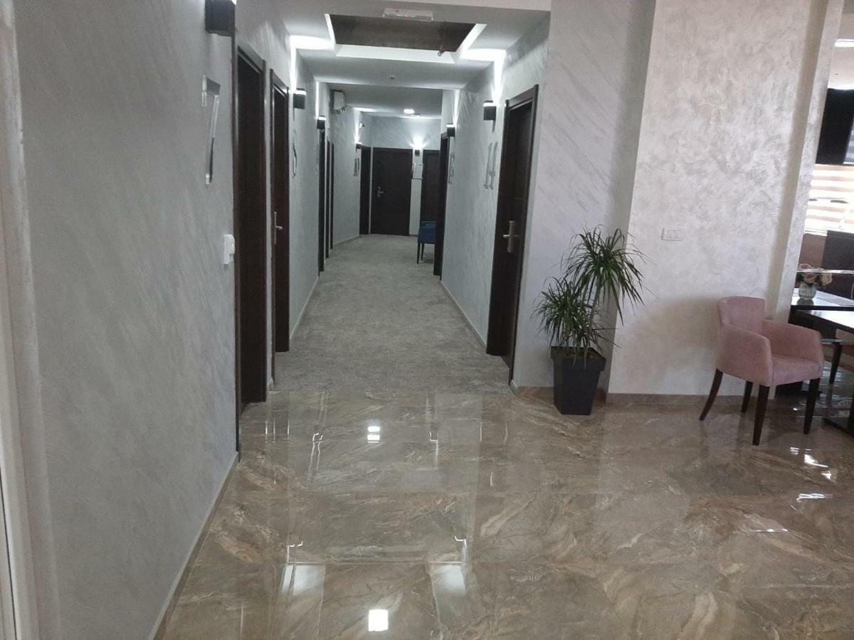 Hotel Usce Šabac Esterno foto