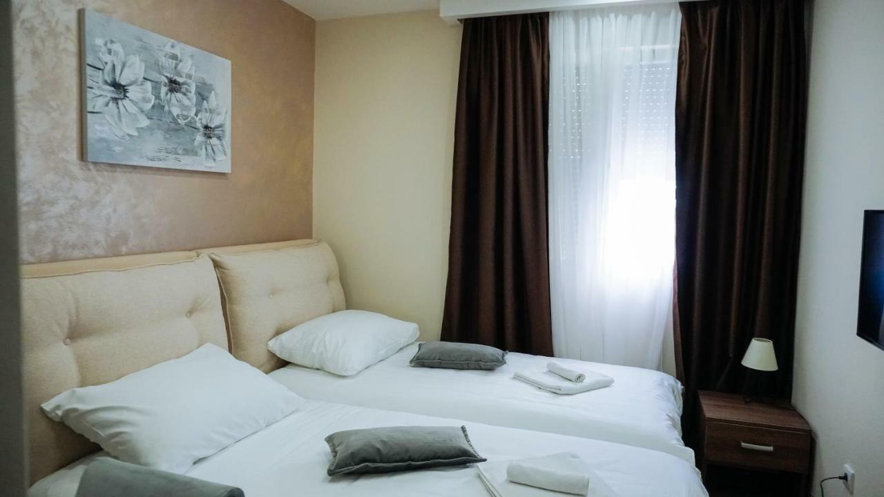 Hotel Usce Šabac Esterno foto