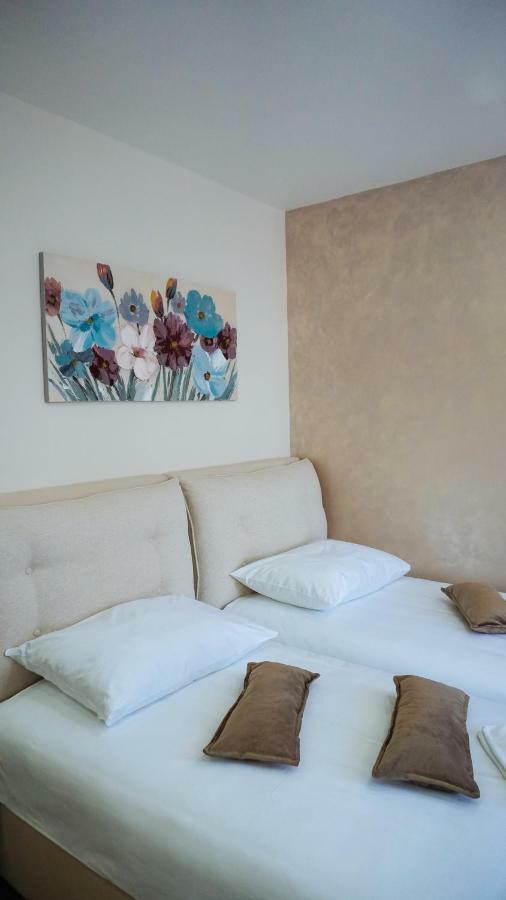 Hotel Usce Šabac Esterno foto