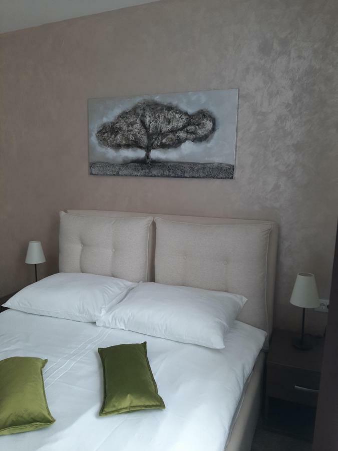 Hotel Usce Šabac Esterno foto